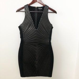 Tom Ford Women's Black Sleeveless Quilted Leather Dress Size 42